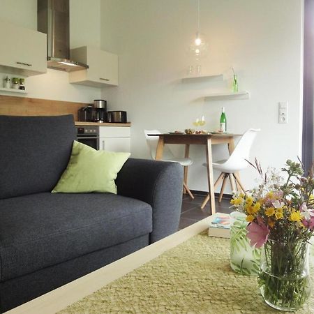 Ferienwohnung Am Moselufer Zell an der Mosel Exteriör bild